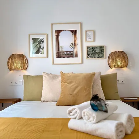 Luz Del Thyssen Apartment